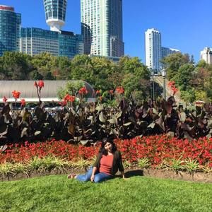 Meet your Posher, Afet